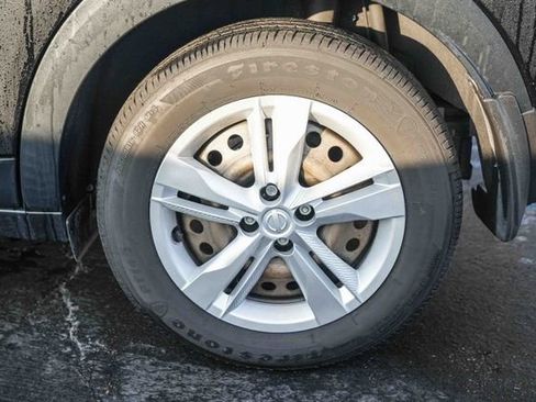 Used 2023 Nissan Kicks S image 12