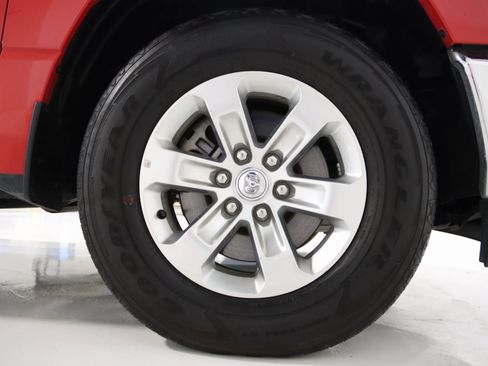 Used 2024 RAM 1500 Laramie image 78