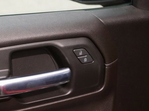 Used 2022 Chevrolet Silverado 1500 RST image 13