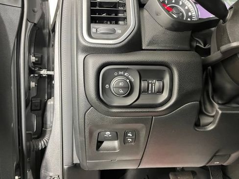 Used 2023 RAM 1500 Laramie AWD/4WD image 16
