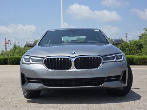 Used 2023 BMW 530e xDrive AWD/4WD image 13
