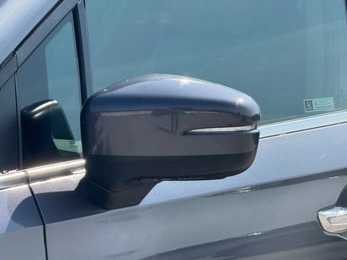 Used 2023 Honda Odyssey Touring image 4
