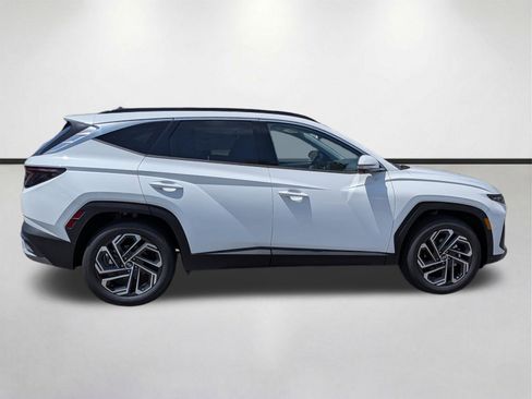 New 2026 Hyundai Tucson Limited w/ Tow & Go Package FWD image 3