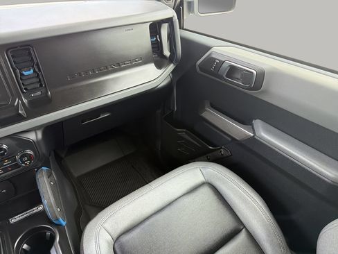 Used 2023 Ford Bronco Black Diamond AWD/4WD image 15