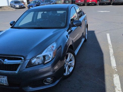 Used 2013 Subaru Legacy 3.6R Limited w/ Popular Pkg 2 AWD/4WD image 5