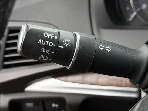 Used 2020 Acura MDX SH-AWD w/ Technology Package image 24