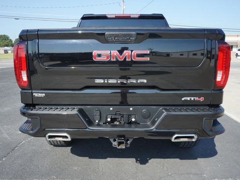 Used 2021 GMC Sierra 1500 AT4 image 4