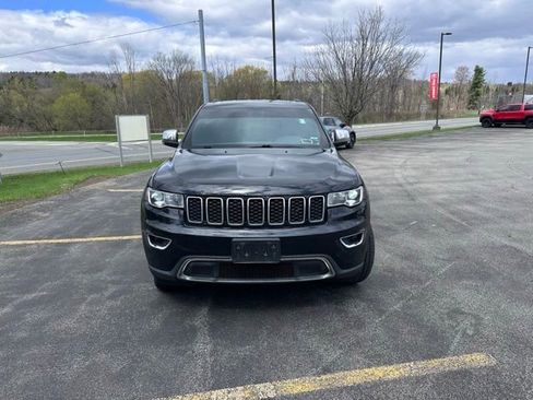 Used 2017 Jeep Grand Cherokee Limited image 8