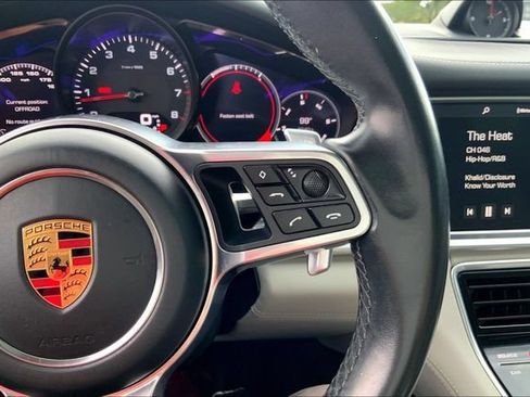 Used 2018 Porsche Panamera 4 w/ Premium Package Plus AWD/4WD image 22