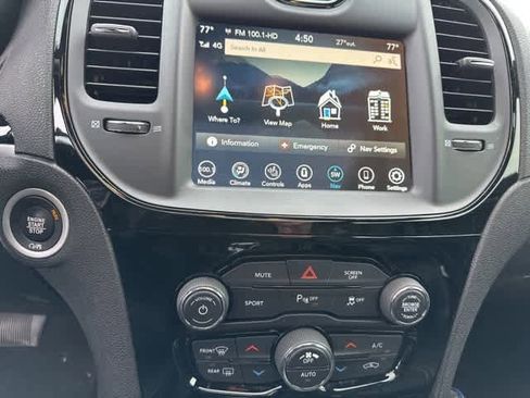 Used 2023 Chrysler 300 S image 10