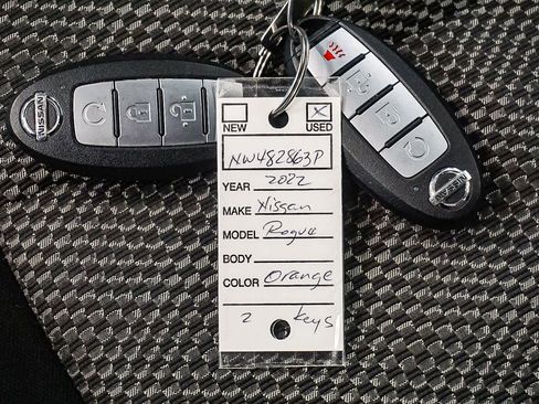 Used 2022 Nissan Rogue Sport SV image 21