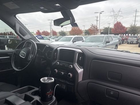 Used 2020 GMC Sierra 1500 Elevation w/ Elevation Value Package image 10