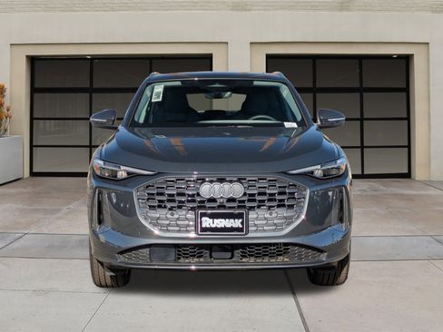 New 2025 Audi Q5 Premium Plus image 2