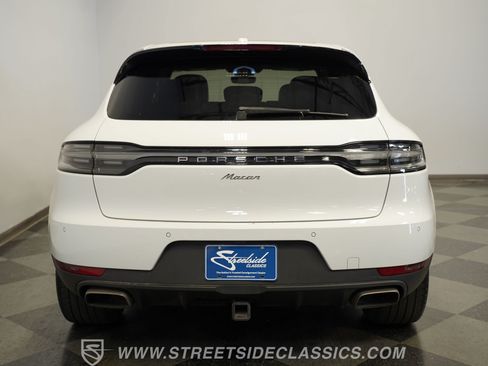 Used 2019 Porsche Macan AWD/4WD image 11