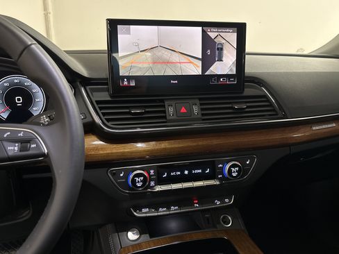 Used 2023 Audi Q5 2.0T Premium Plus w/ Premium Plus Package image 16