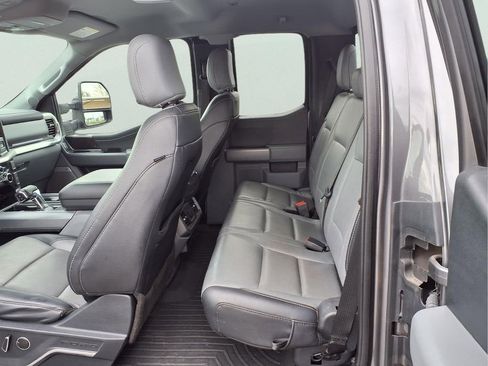 Used 2022 Ford F150 Lariat w/ Equipment Group 502A High AWD/4WD image 23