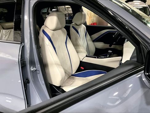 Used 2025 Acura ADX A-Spec image 8