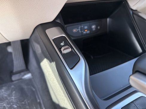 New 2025 Kia Sorento S image 35