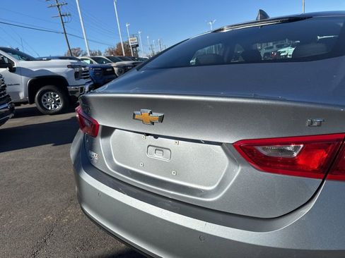 Used 2024 Chevrolet Malibu LT image 30