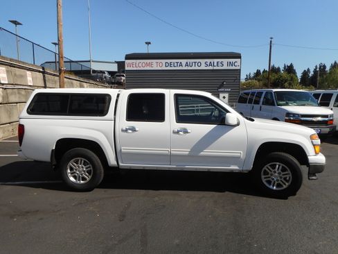 Used 2010 Chevrolet Colorado LT AWD/4WD image 2
