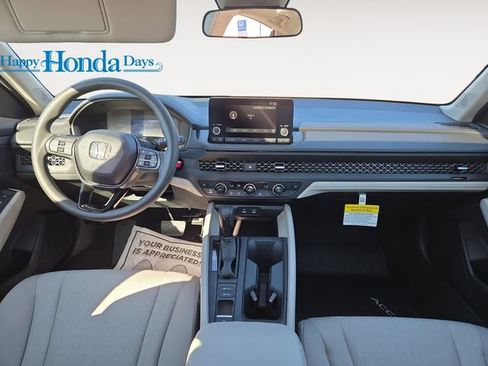 New 2025 Honda Accord SE image 4