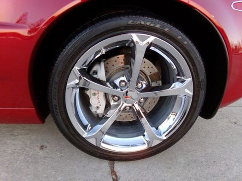 Used 2012 Chevrolet Corvette Grand Sport w/ 3LT Preferred Equipment Group image 9