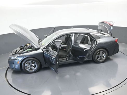 Used 2022 Kia K5 LXS image 65