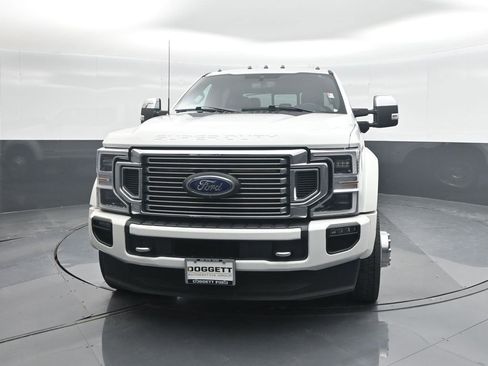 Used 2022 Ford F450 Platinum w/ FX4 Off-Road Package image 5