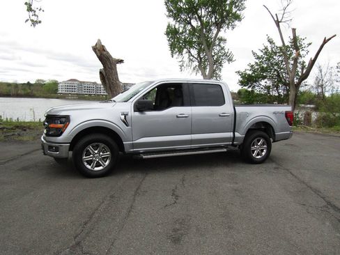 Used 2025 Ford F150 XLT w/ Equipment Group 301A Standard AWD/4WD image 3