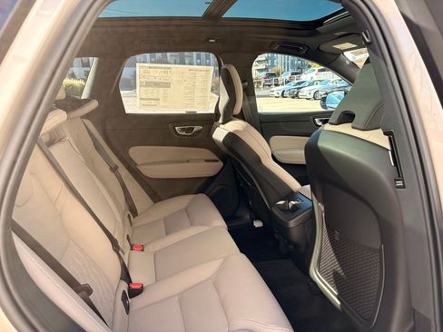 Used 2026 Volvo XC60 B5 Plus w/ Protection Package Premier AWD/4WD image 25