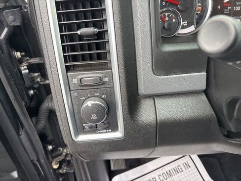Used 2019 RAM 1500 Classic Warlock image 19