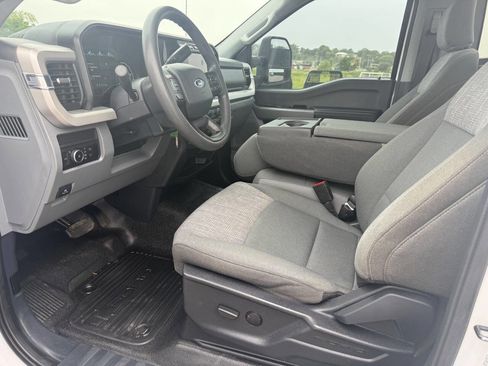 Used 2023 Ford F250 XLT AWD/4WD image 15
