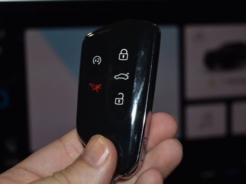 New 2026 Volkswagen Atlas SE image 13