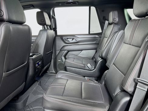 Used 2022 Chevrolet Tahoe RST w/ Sport Performance Package image 12