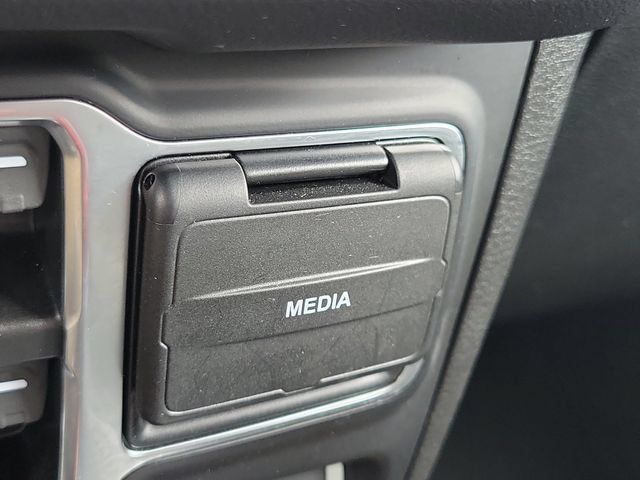 Used 2025 Jeep Gladiator Mojave AWD/4WD image 26