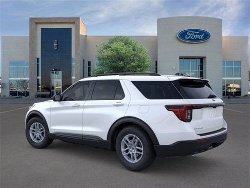 New 2026 Ford Explorer Active image 4