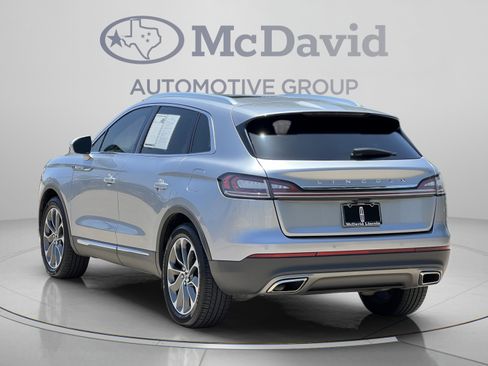 Used 2023 Lincoln Nautilus Reserve w/ Luxury Package AWD/4WD image 5