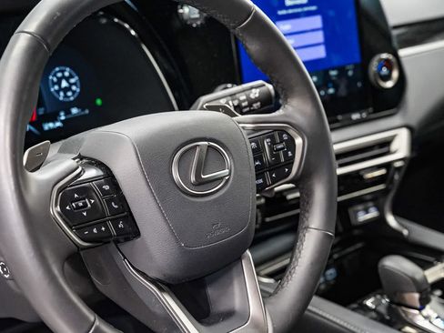 Used 2025 Lexus RX 350 FWD w/ Accessory Package (K3) image 21