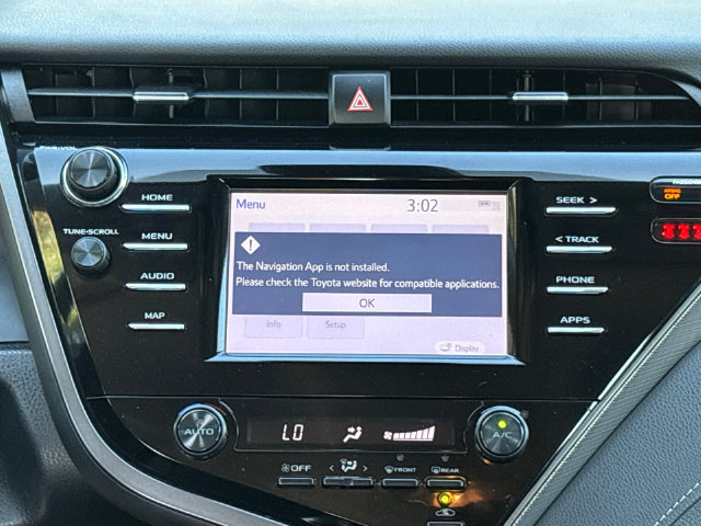Used 2019 Toyota Camry SE w/ Protection Package (Q2) FWD image 21
