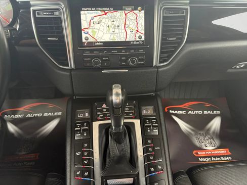 Used 2015 Porsche Macan S w/ Premium Package Plus AWD/4WD image 23