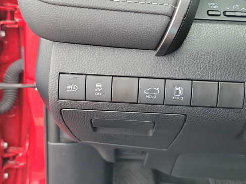 Certified 2022 Toyota Camry XSE FWD image 27