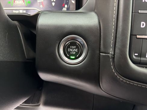 Used 2023 GMC Yukon XL Denali Ultimate AWD/4WD image 38