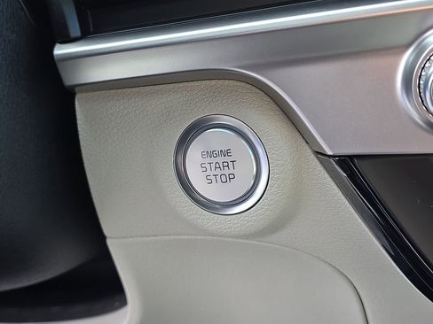 Certified 2025 Kia Telluride S FWD image 28