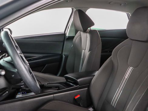Used 2023 Hyundai Elantra SEL w/ Cargo Package FWD image 23