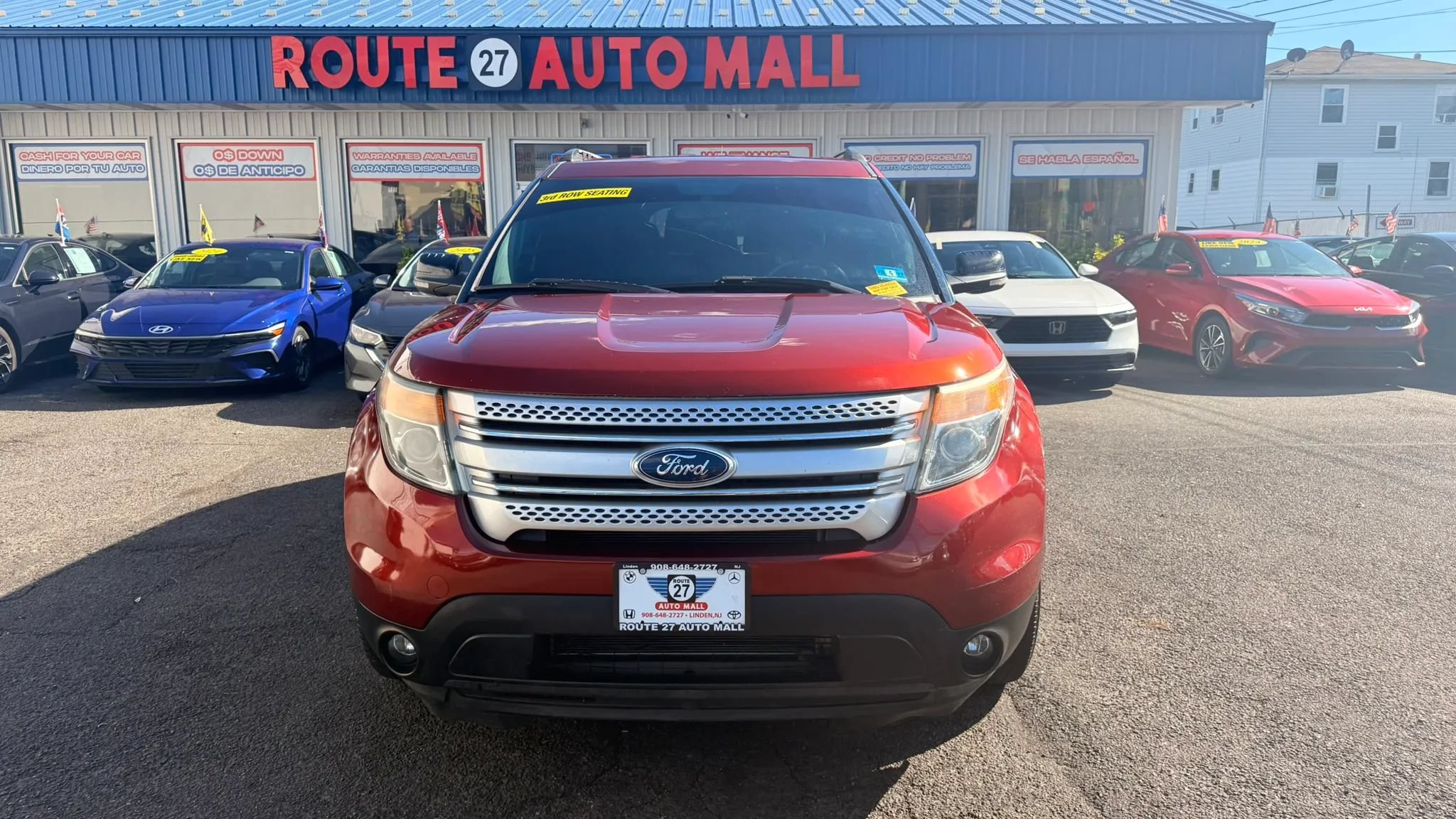 Used 2014 Ford Explorer XLT w/ Equipment Group 201A AWD/4WD image 3