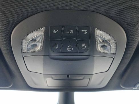 Used 2026 Chrysler Pacifica Select FWD image 36