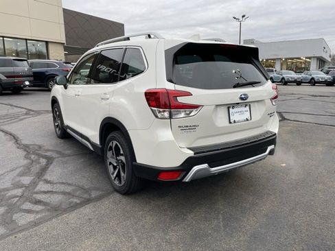 Used 2023 Subaru Forester Touring image 7