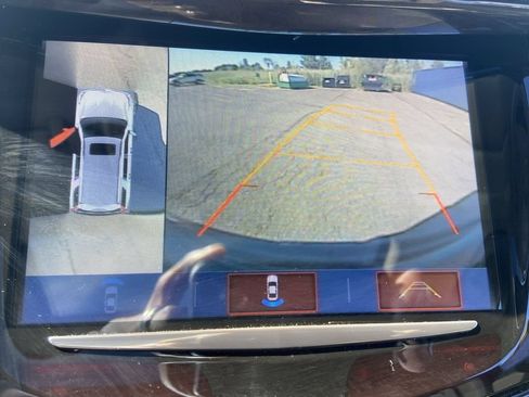 Certified 2020 Cadillac Escalade Premium Luxury AWD/4WD image 23