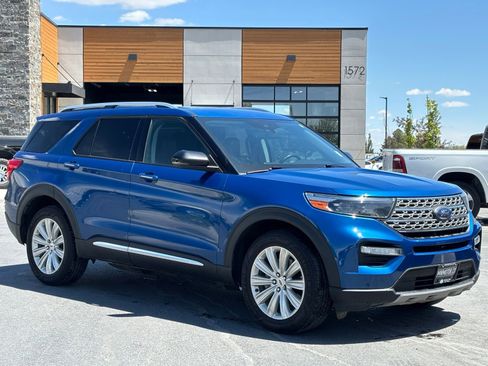 Used 2022 Ford Explorer Limited AWD/4WD image 1