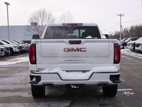 Used 2024 GMC Sierra 1500 Denali w/ Denali Reserve Package AWD/4WD image 9